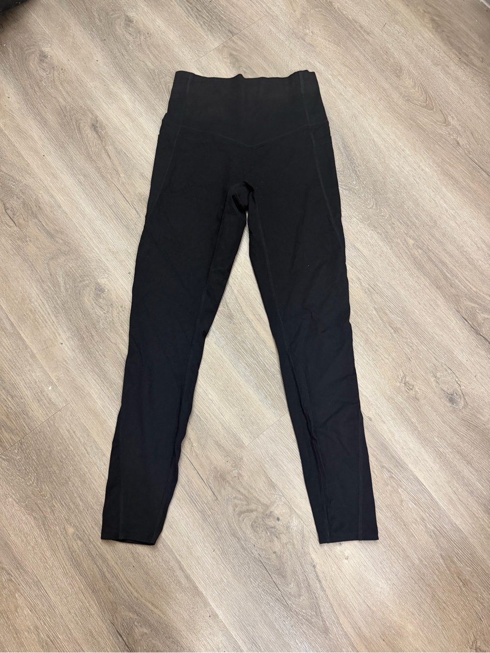 Halara High Waisted Pocket Leggings Black XS 7/8 Activewear 0351